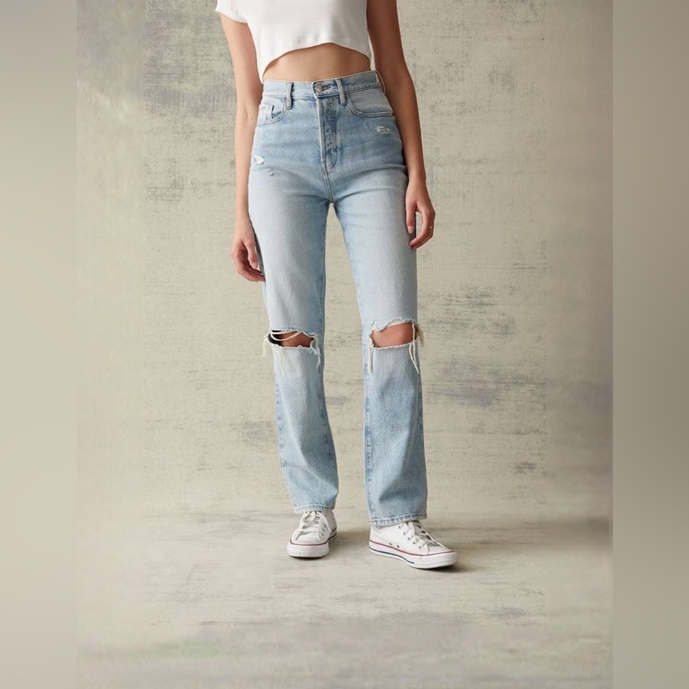 Perfect Distressed Dad Jeans in Light Blue